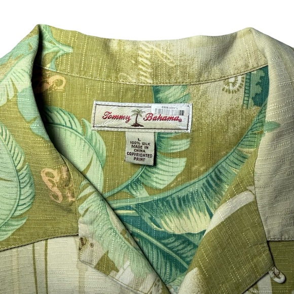 Tommy Bahama Green Tropical Print Silk Men's Shirt - Picture 2 of 5